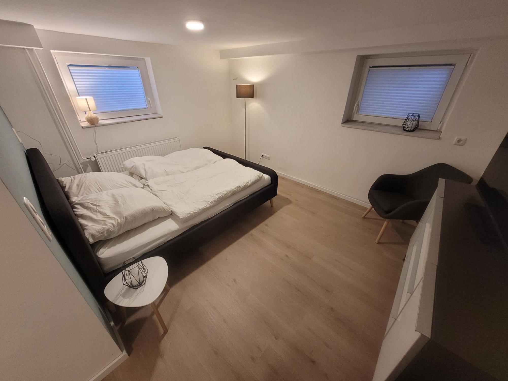 Zimmer Im Souterrain Mit Eigenem Bad Celle Eksteriør billede